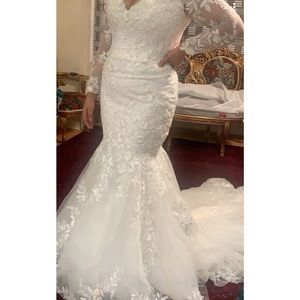 WEDDING DRESS HEAVILY DETAILED!